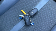 Peugeot 2008 1.2 PureTech Allure Premium 5dr Petrol Estate